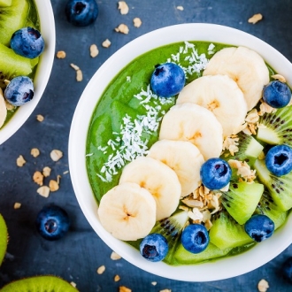 γλυκο, μπισκοτα, κεικ με αβοκαντο, μπανανα και κακαο