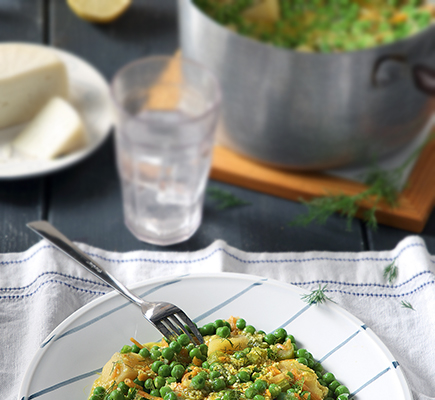 Αρακάς λαδερός λεμονάτος