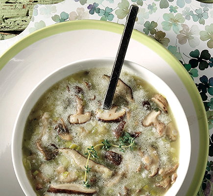 Χορτοφαγική μαγειρίτσα με μανιτάρια