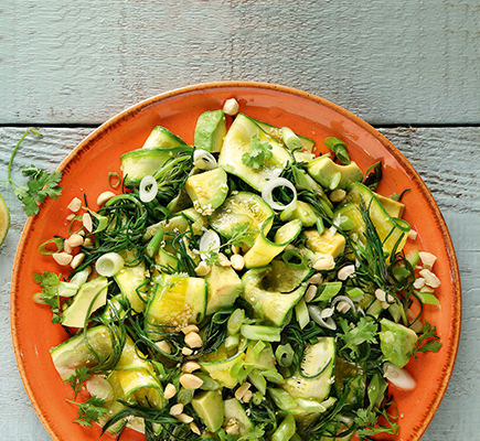 χορτα βραστα (βλητα) με ωμά κολοκυθάκια