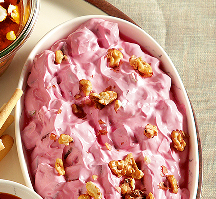 Ντιπ με παντζάρια και γιαούρτι