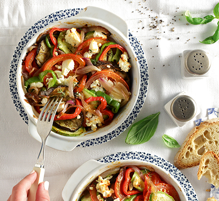 Ατομικά μπριάμ με φέτα και καραμελωμένα κρεμμύδια #allazoumesinithies | ΑΒ Βασιλόπουλος