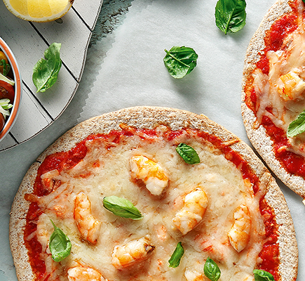 Γρήγορη πίτσα με γαρίδες σε αραβική πίτα #allazoumesinithies | ΑΒ Βασιλόπουλος