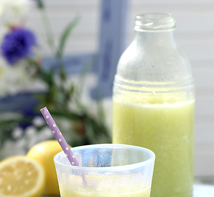 Σπιτική λεμονάδα