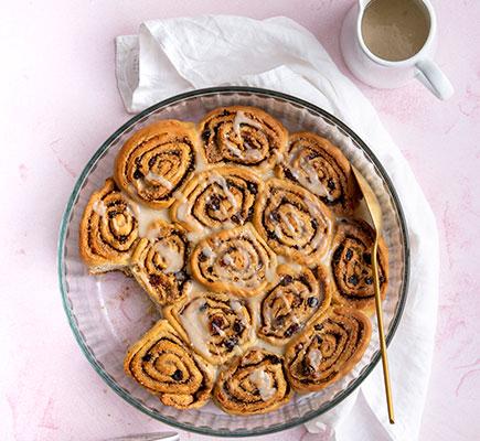 Vegan cinnamon rolls