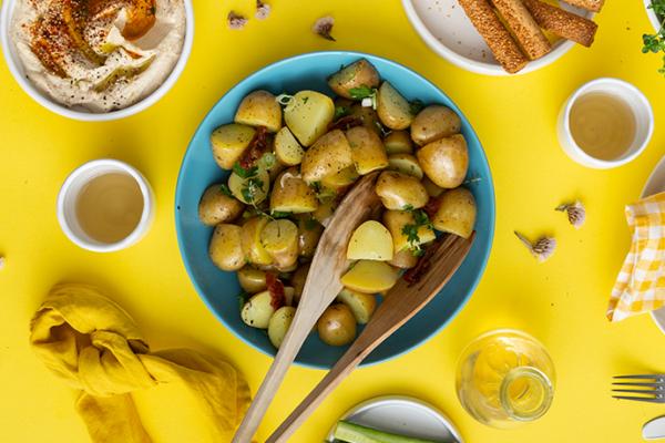 Πασχαλινό τραπέζι για όλους: νόστιμες χορτοφαγικές ιδέες για να μη σου λείψει τίποτα
