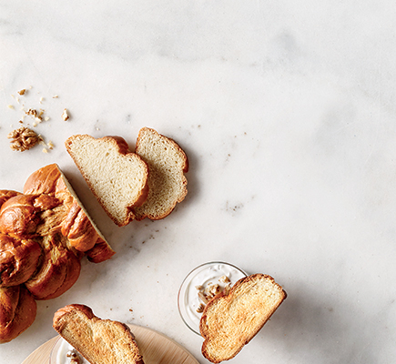 Γλυκό με τσουρέκι που περίσσεψε
