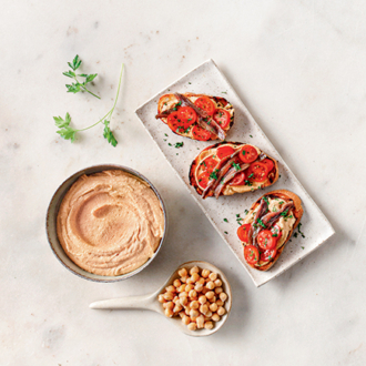 Μπρουσκέτες με χούμους από ρεβίθια