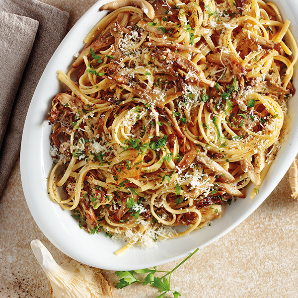 Ψευτοκαρμπονάρα με μανιτάρια από τη συνταγή με τις μπρουσκέτες